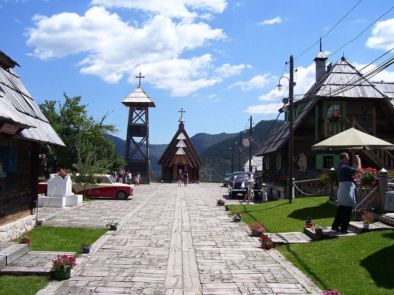Drvengrad ethnic wooden village